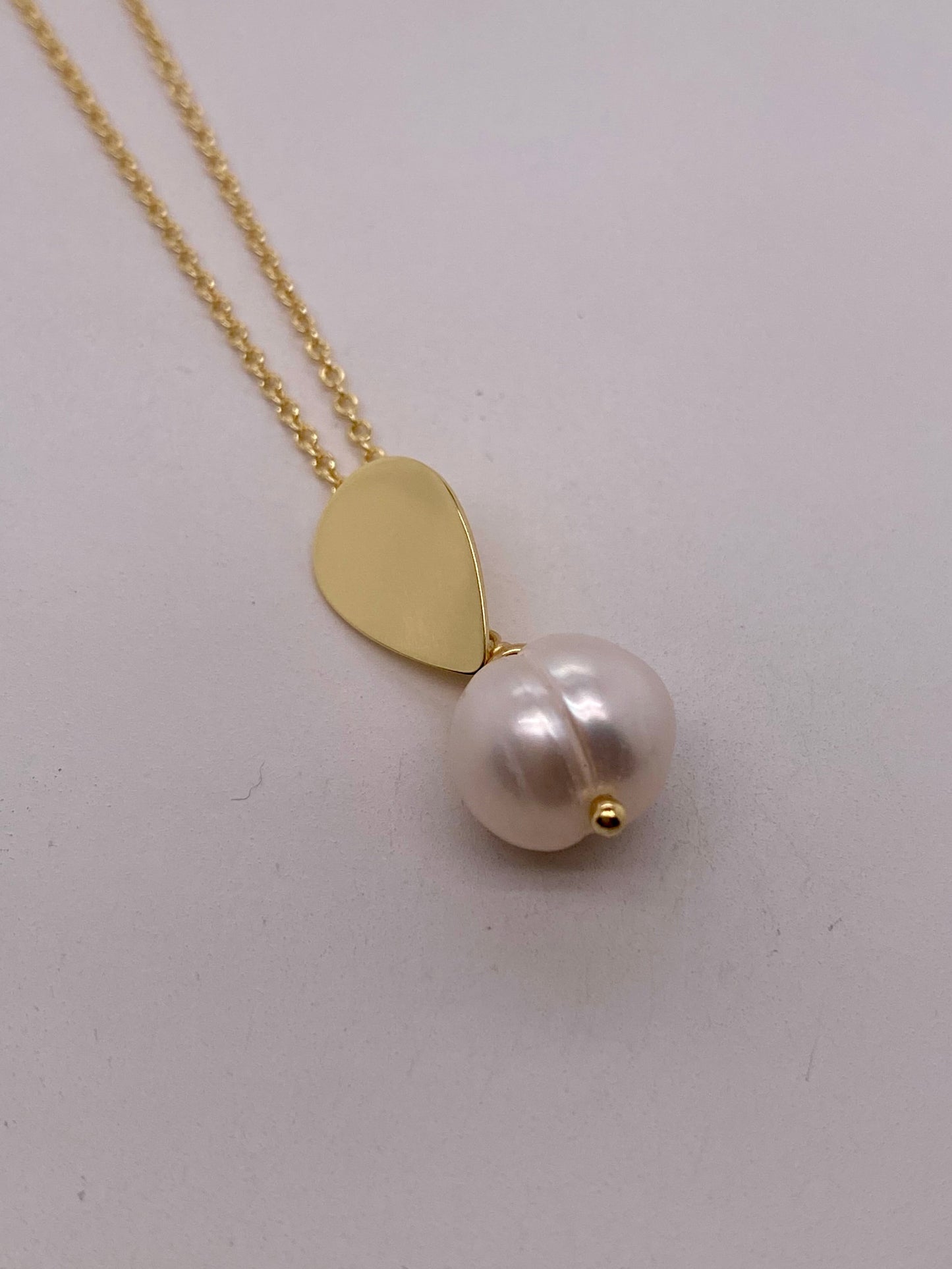 Pear & Pearl Necklace in Gold Perfection London