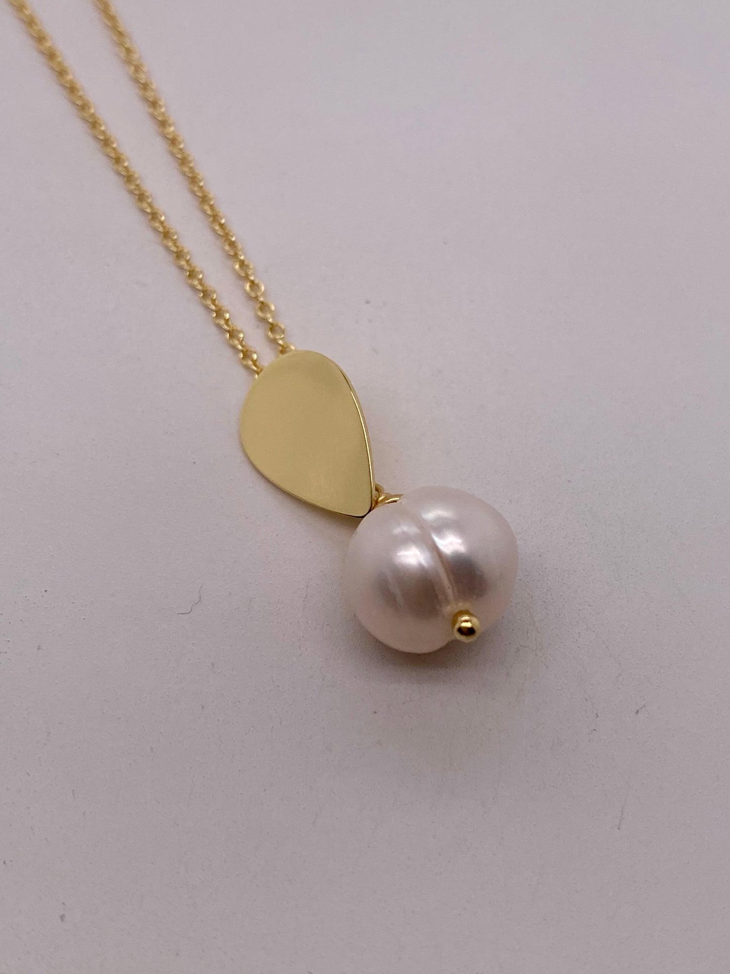 Pear & Pearl Necklace in Gold