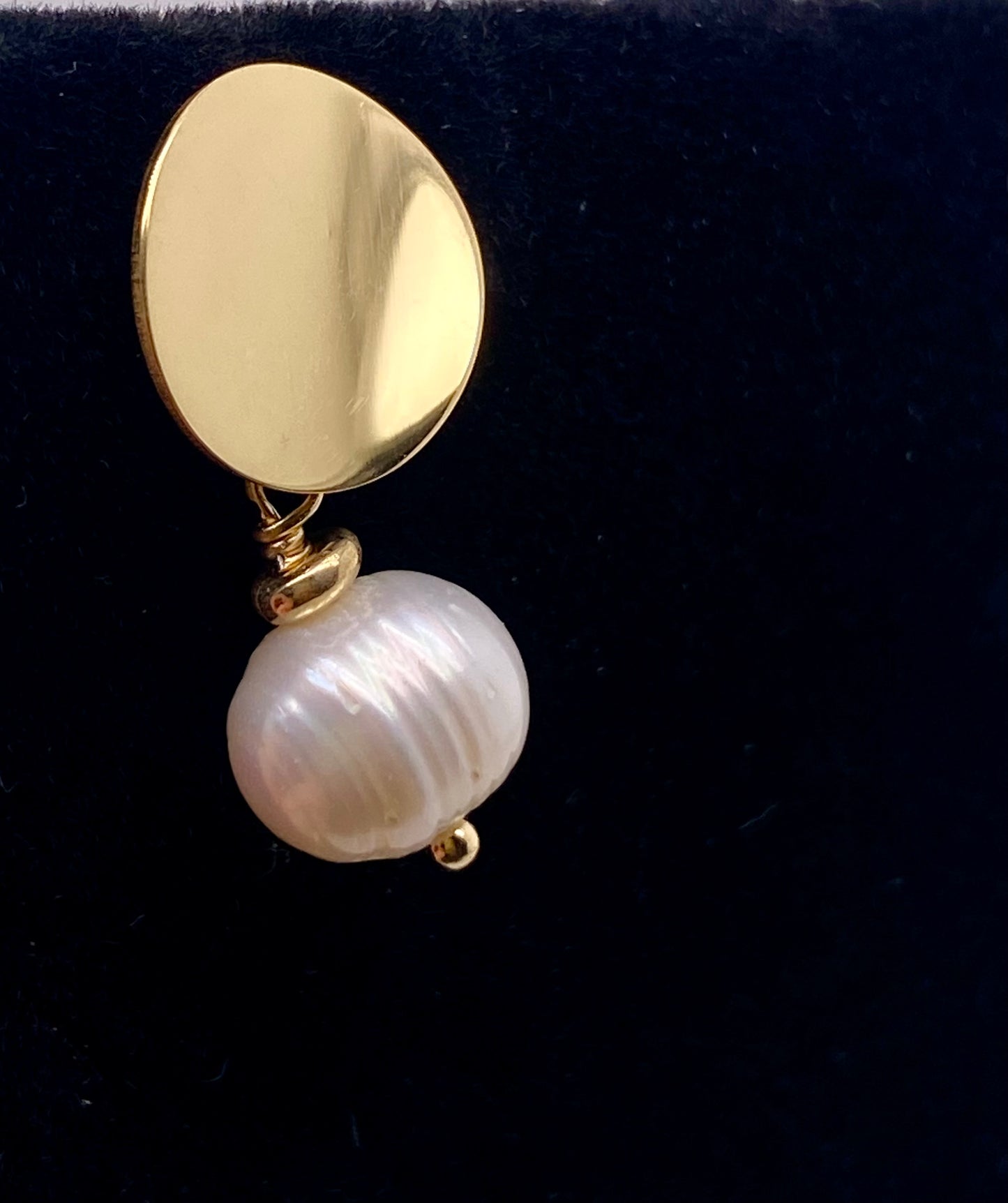 Pearl & Saucer Earrings in Gold